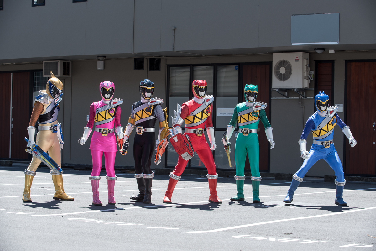 This Saturday, Power Rangers Dino Super Charge airs episode 4, "A Date...