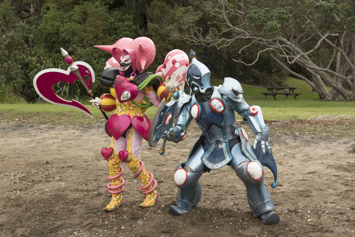 Power Rangers Dino Super Charge episode 10, "Gone Fishin'" a...